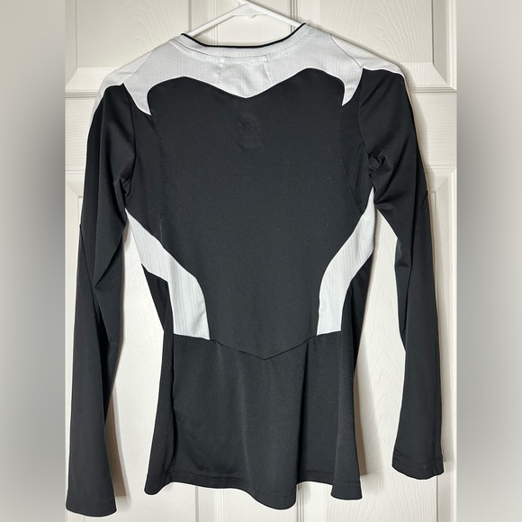 Black Adidas Women’s Long Sleeve - Picture 6 of 7